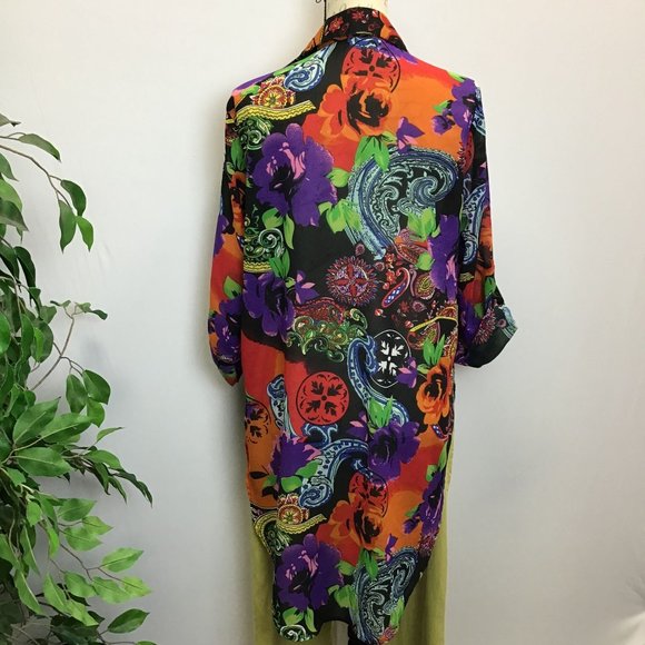 Bright Colored Floral Button Front Top, size M - Picture 5 of 8